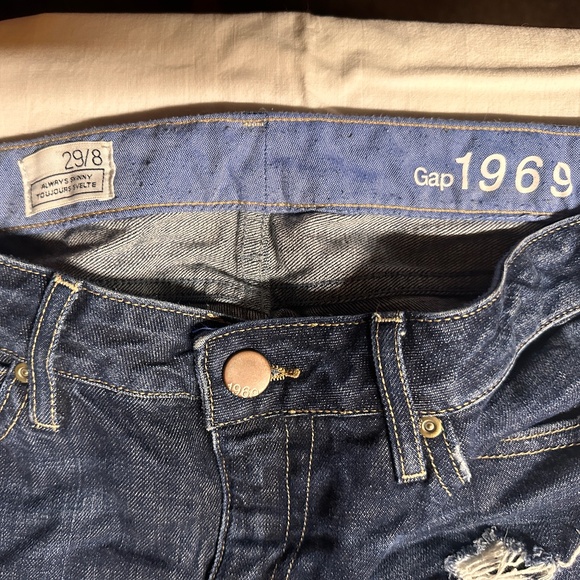 Gap1969 Always Skinny Distressed/Ripped Jeans Size Size 29 reg - Picture 3 of 7